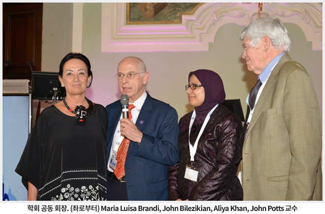사진 3. 학회 공동 회장. (좌로부터) Maria Luisa Brandi, John Bilezikian, Aliya Khan, John Potts 교수
